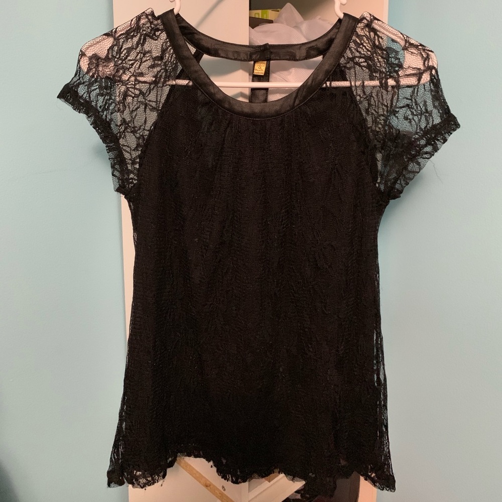 Princess Vera Wang black lace top